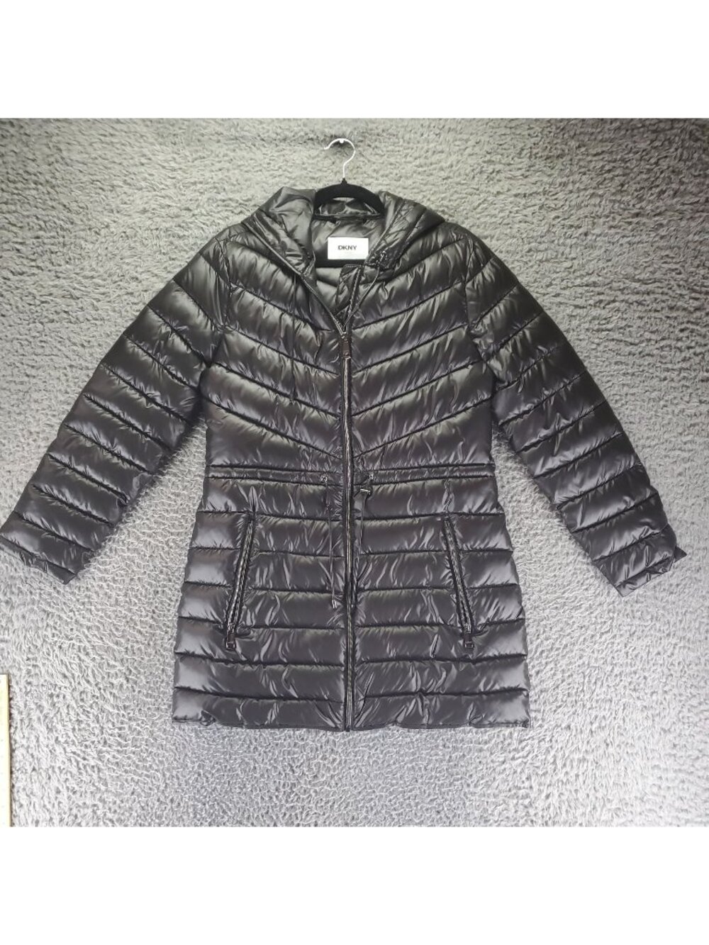 DKNY Coat Womens Size Small Black Hooded Puffer 100% Polyester Machine Washable